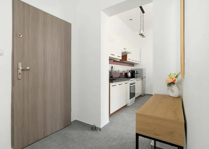 Modern Near Mtp By Renters * 波兹南